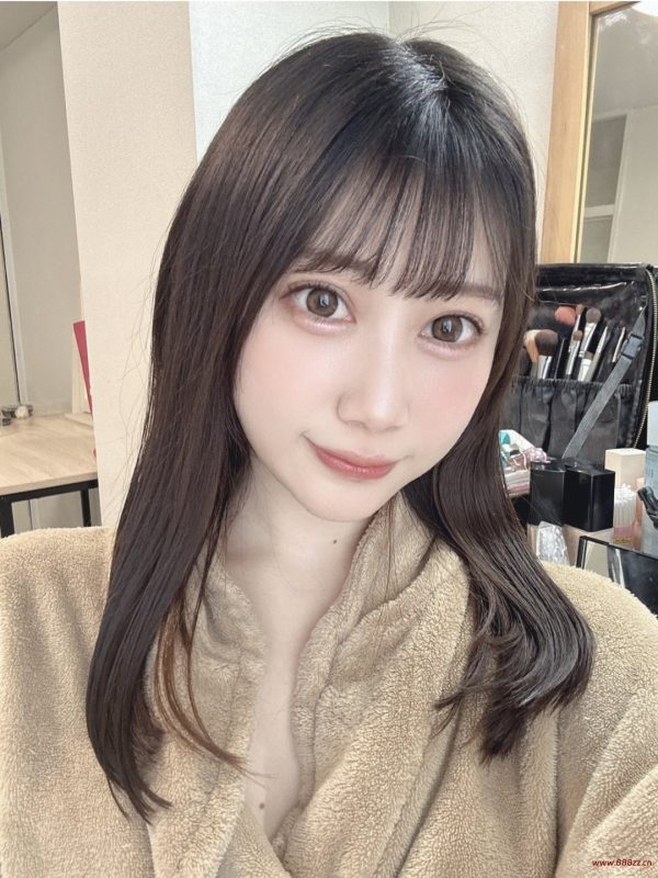 夏空里香 (夏空りか,Natsuzora Rika)-芭站网